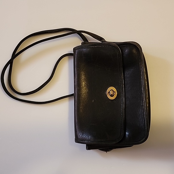 Coach bag 5 1/2 × 8 - Picture 1 of 3